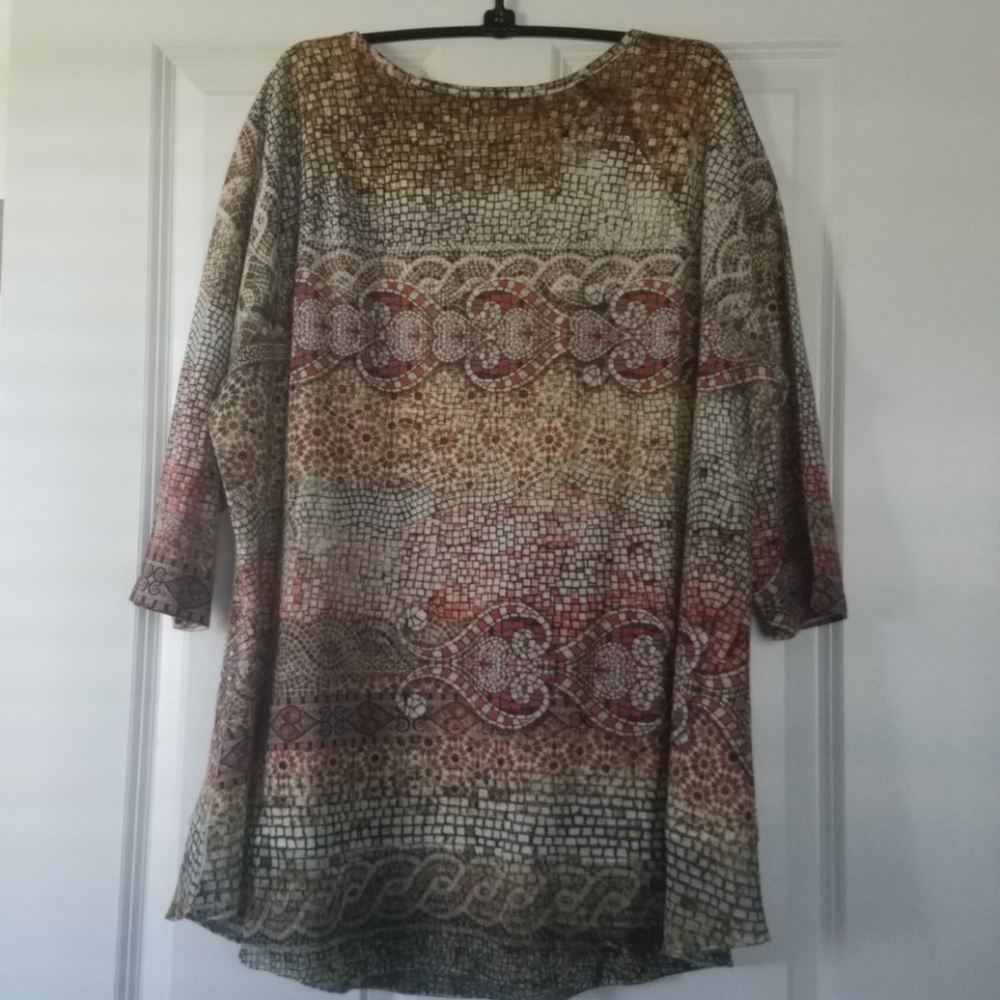 Tunic - Picture 6 of 6